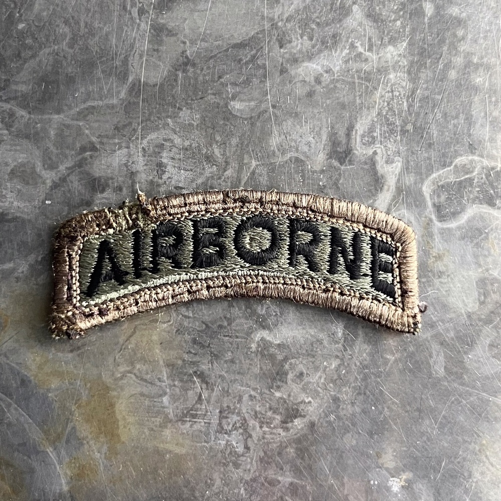 AIRBORNE fully embroidered arch patch, vintage